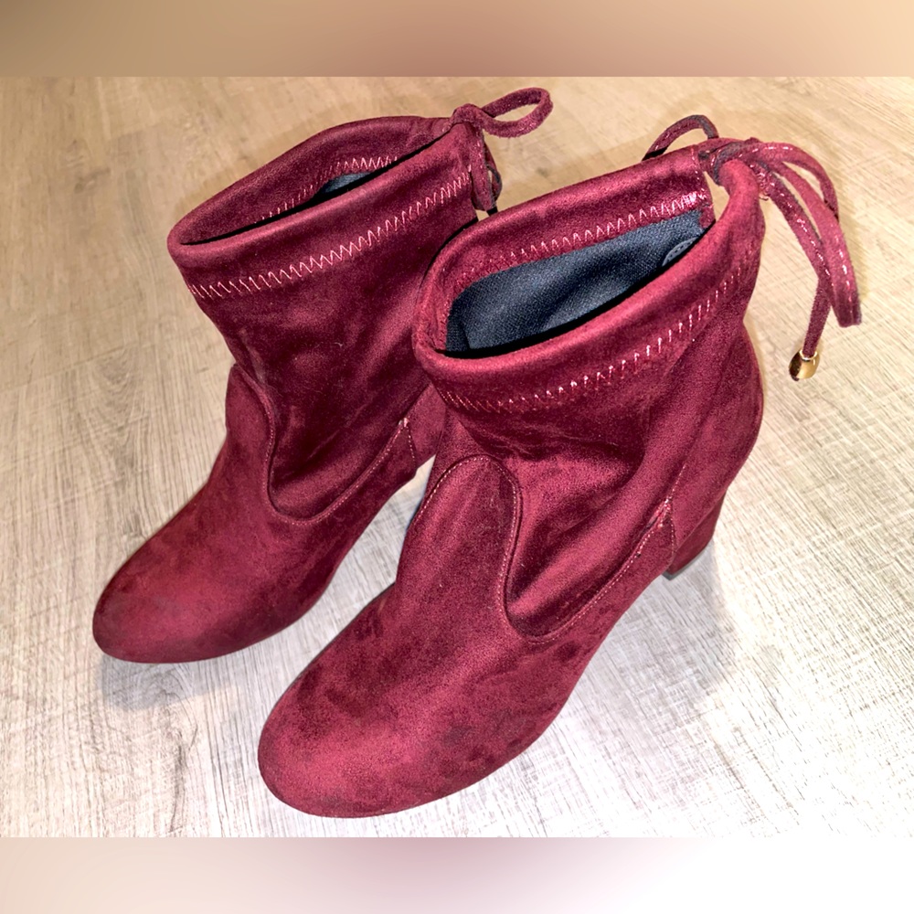 Velvet booties
